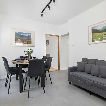 Blisko Centrum W Zakopanem By Renters Apartman