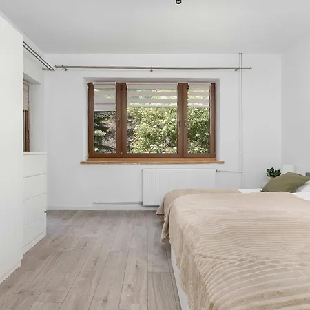 Blisko Centrum W Zakopanem By Renters Apartman