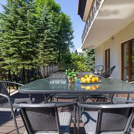 Blisko Centrum W Zakopanem By Renters Apartman Zakopane