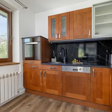 Blisko Centrum W Zakopanem By Renters Apartman Zakopane