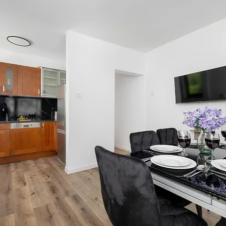 Blisko Centrum W Zakopanem By Renters * Zakopane